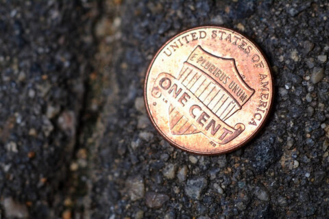 Union Shield Lincoln cents, made since 2010, really aren't considered old pennies yet, but some people keep worn examples anyway simply because they like them. That's OK, even if worn specimens aren't worth more than face value yet. photo by Soggy6 on Flickr old-pennies-shield