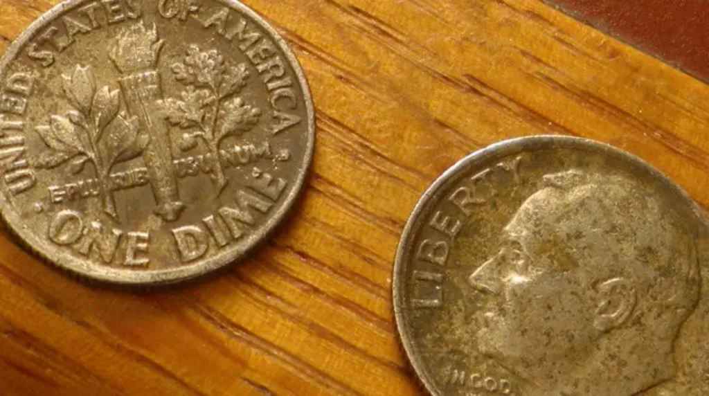 Have a 1982 dime? See which 1982 dimes are scarce and valuable. photo by dno1967b on Flickr. 1982 dime value
