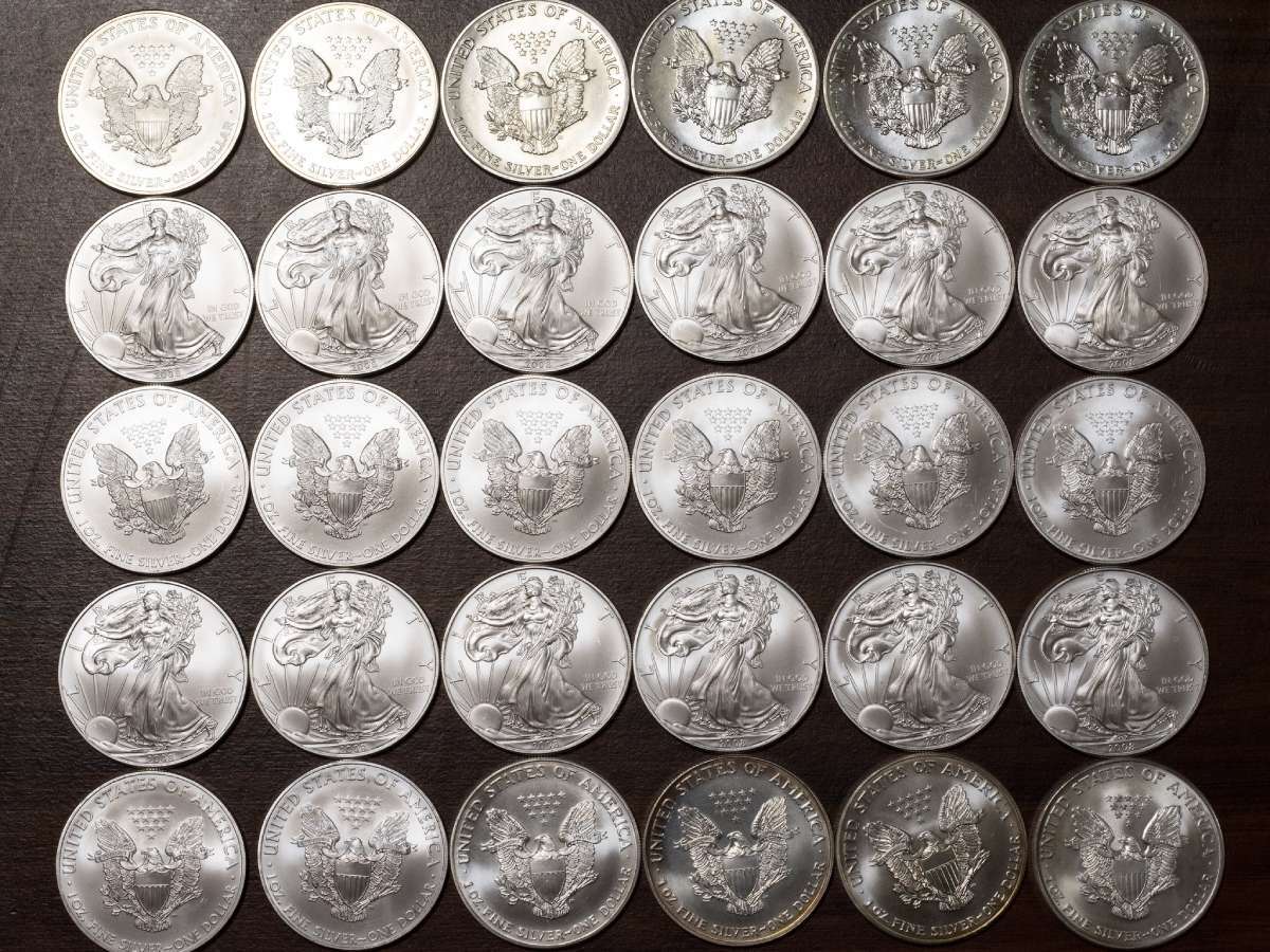 American Silver Eagles are silver dollars that a lot of people like to collect. photo by bjwhite66212 on Flickr American Silver Eagles are silver dollars that a lot of people like to collect.
