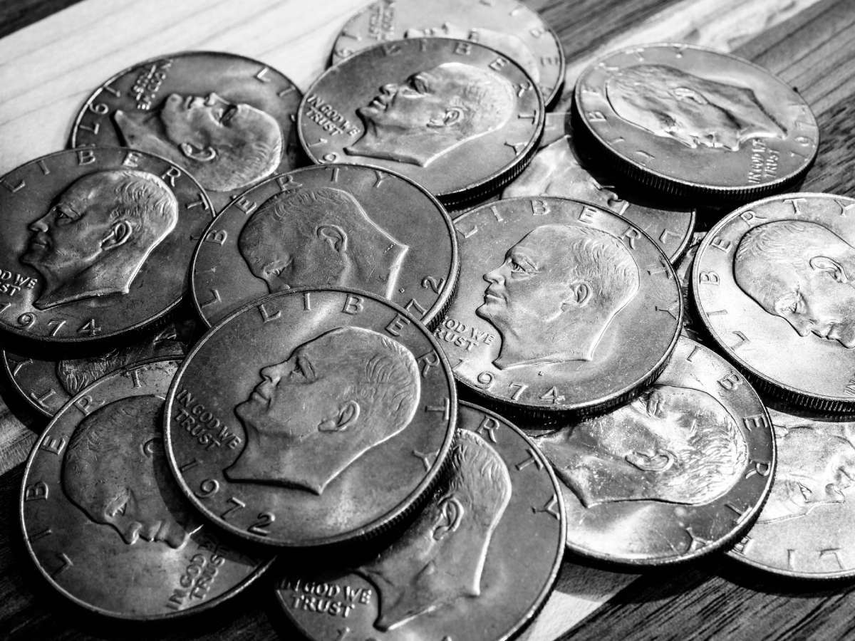 lver or not. photo by trustypics on Flickr Here's how to tell if your Eisenhower dollar coins are silver or not.