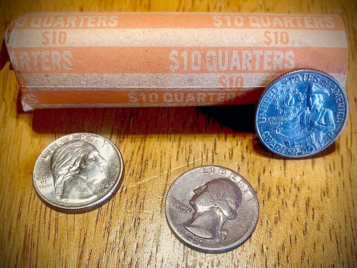 Here's a list of the 8 types of valuable quarters you can find in coin rolls today AND how much these quarters are worth! photo by Joshua at TheFunTimesGuide.com Here's a list of the 8 types of valuable quarters you can find in coin rolls today AND how much these quarters are worth!