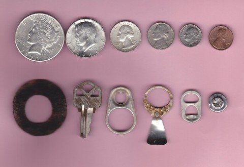 Junk silver coins and junk silver trash. 